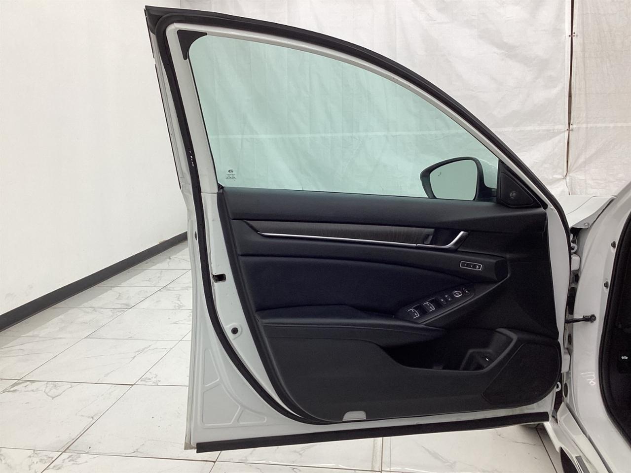 Honda Accord Touring 2.0T Auto 2018