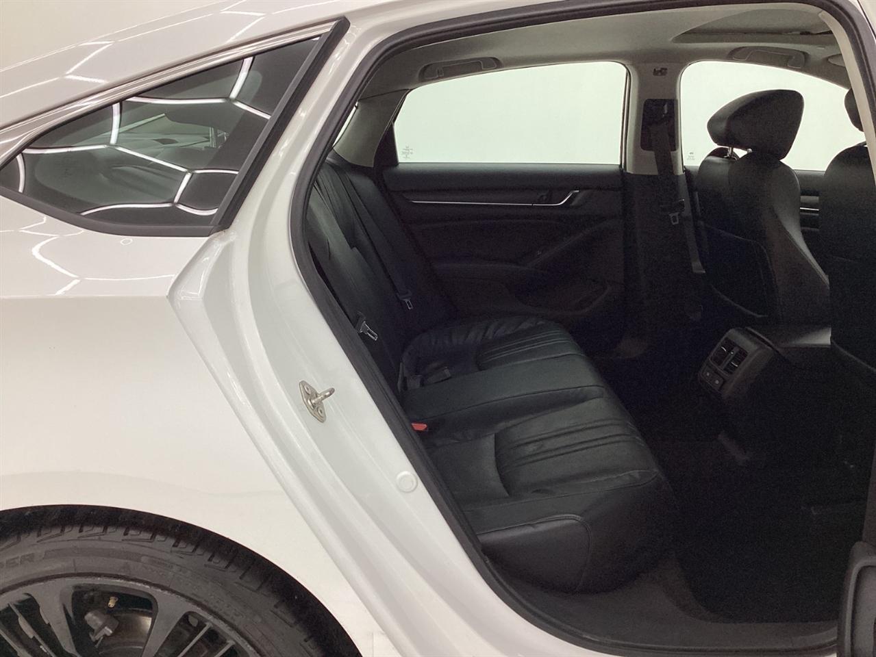 Honda Accord Touring 2.0T Auto 2018