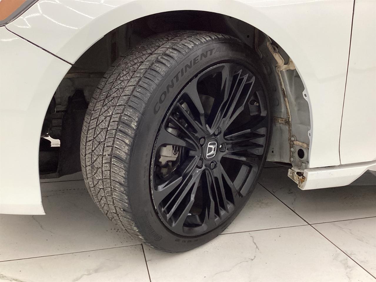 Honda Accord Touring 2.0T Auto 2018