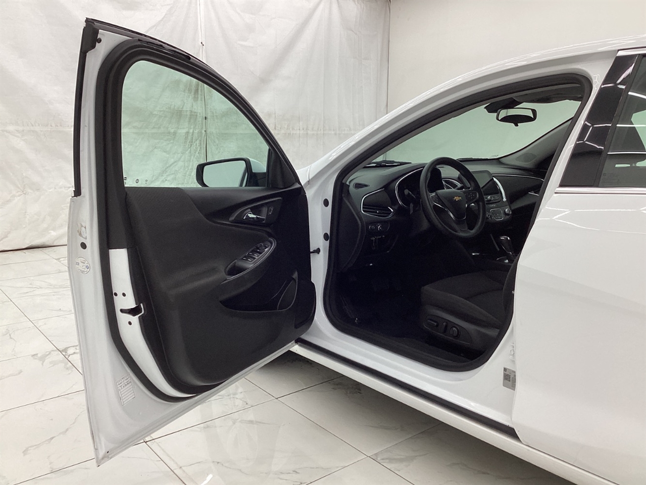 Chevrolet Malibu 4dr Sdn LT 2020