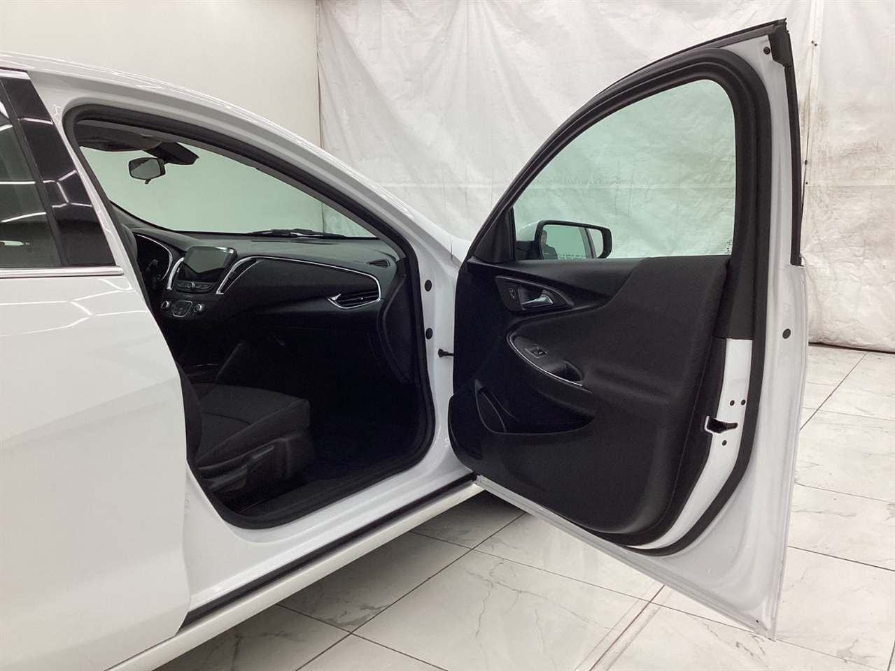 Chevrolet Malibu 4dr Sdn LT 2020