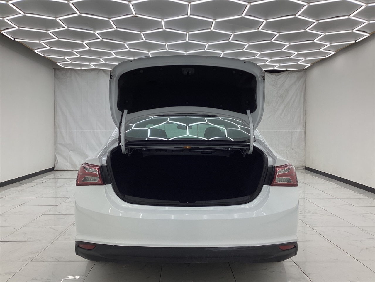 Chevrolet Malibu 4dr Sdn LT 2020