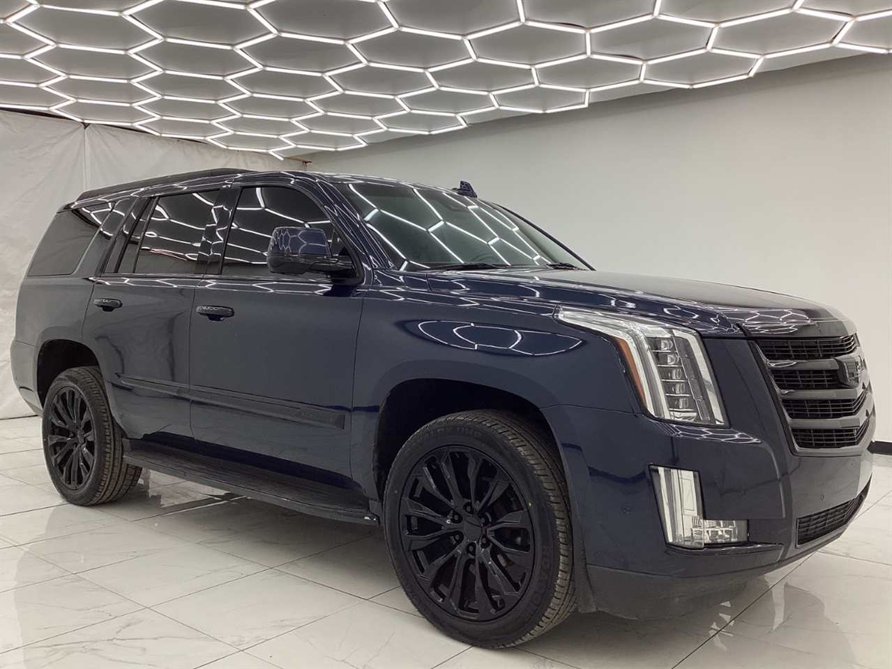 Cadillac Escalade 4WD 4dr Luxury 2020