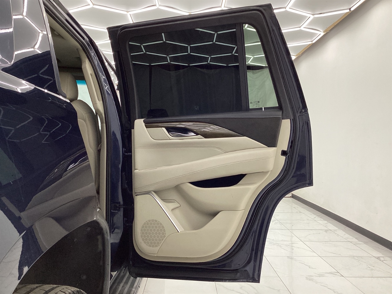 Cadillac Escalade 4WD 4dr Luxury 2020