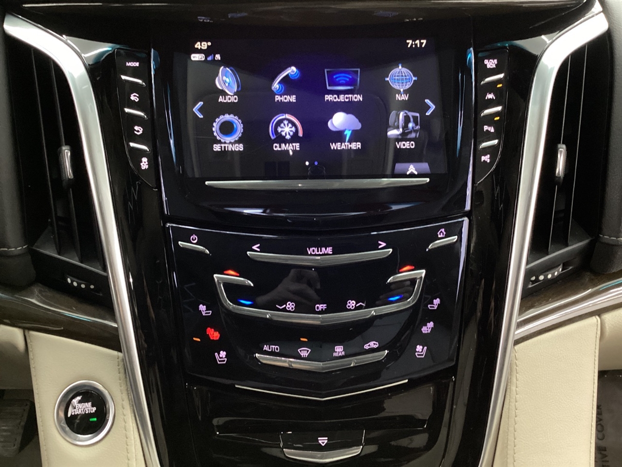 Cadillac Escalade 4WD 4dr Luxury 2020