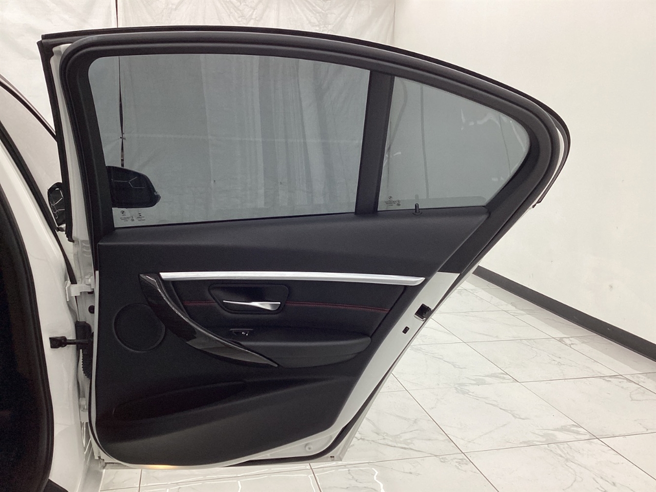 BMW 3 Series 4dr Sdn 328i RWD South Africa SULEV 2016