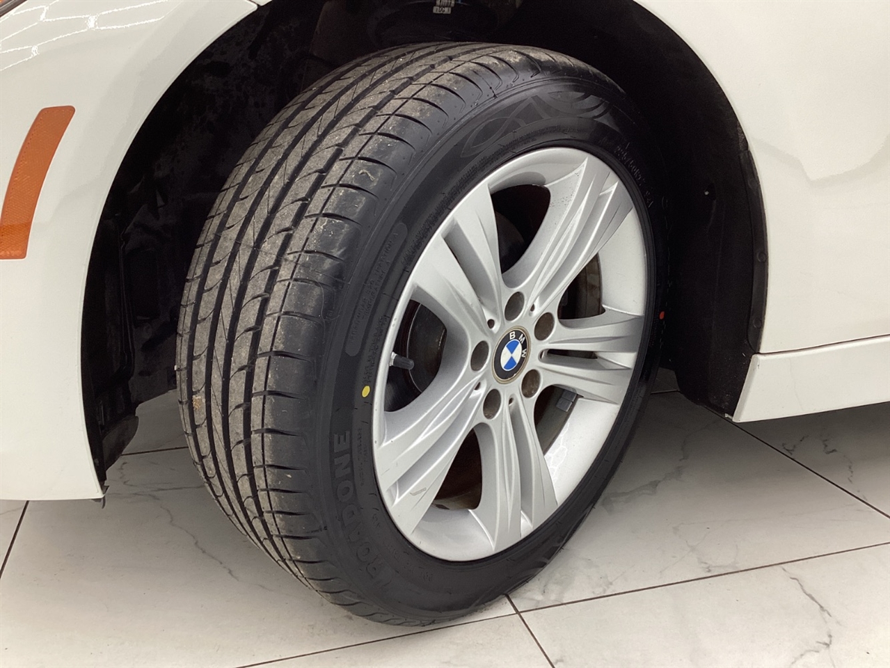 BMW 3 Series 4dr Sdn 328i RWD South Africa SULEV 2016