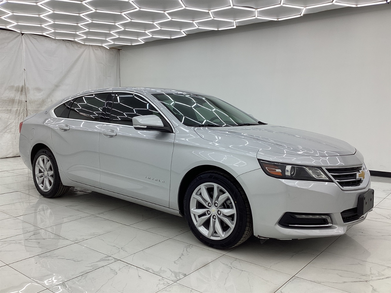 Chevrolet Impala 4dr Sdn LT w/1LT 2019