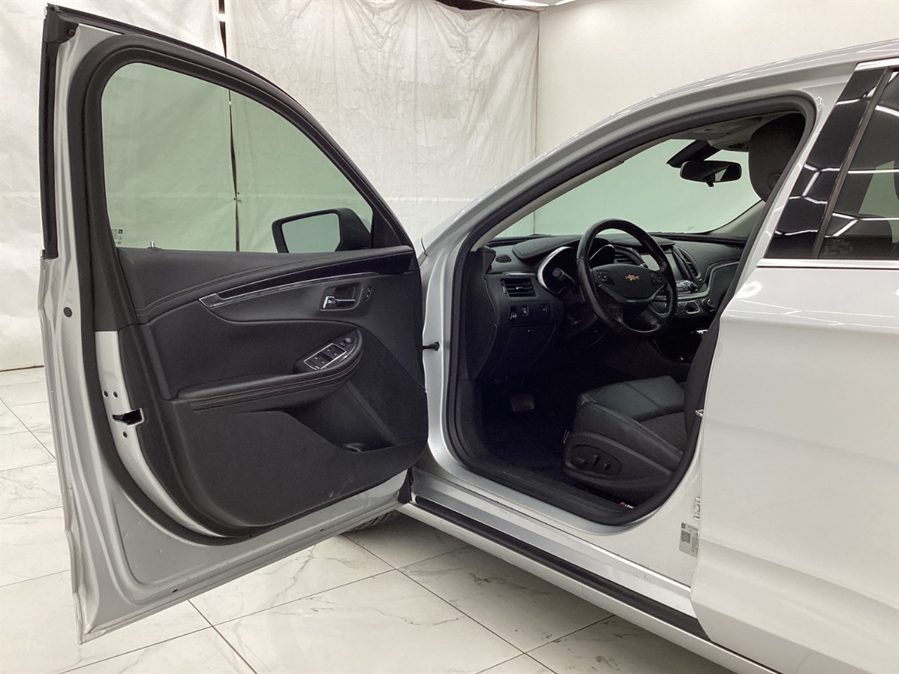 Chevrolet Impala 4dr Sdn LT w/1LT 2019