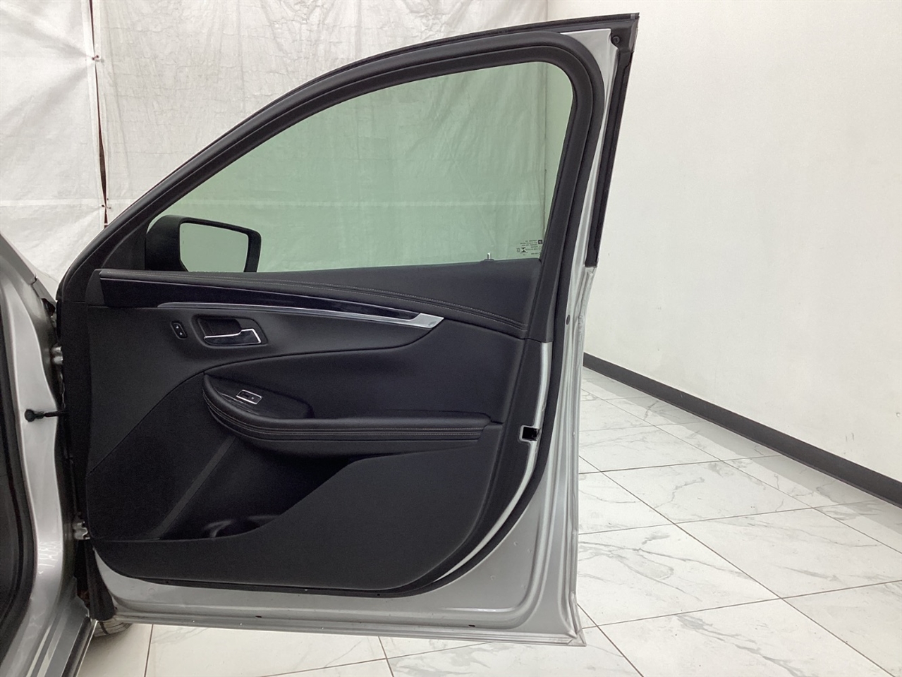 Chevrolet Impala 4dr Sdn LT w/1LT 2019