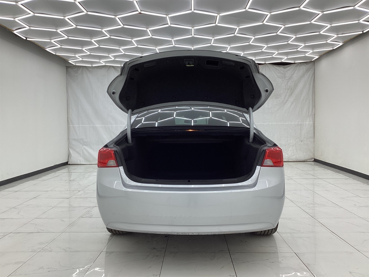 Chevrolet Impala 4dr Sdn LT w/1LT 2019