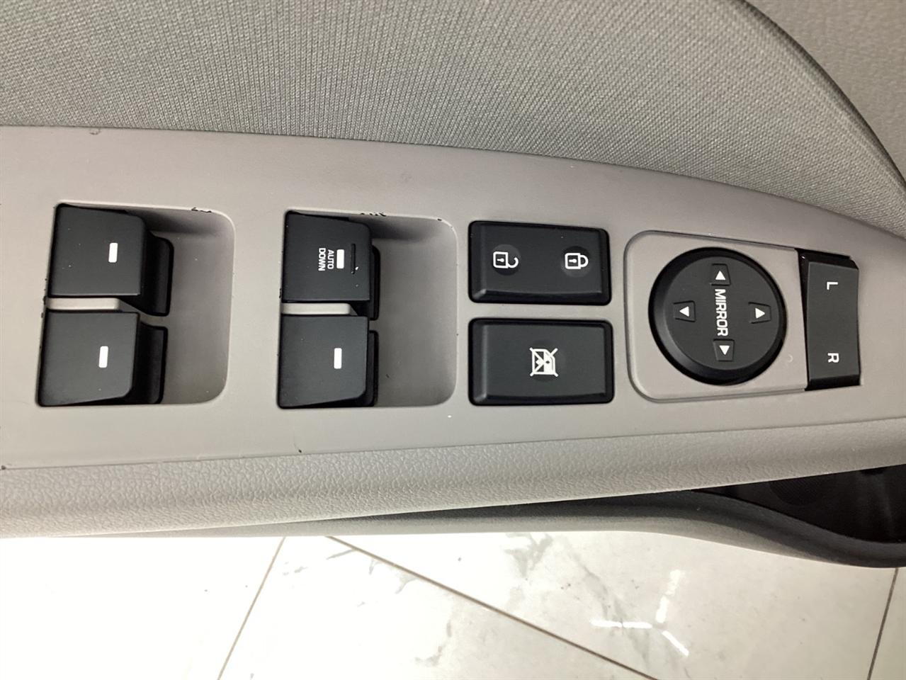 Hyundai Elantra SEL 2.0L Auto (Alabama) 2018