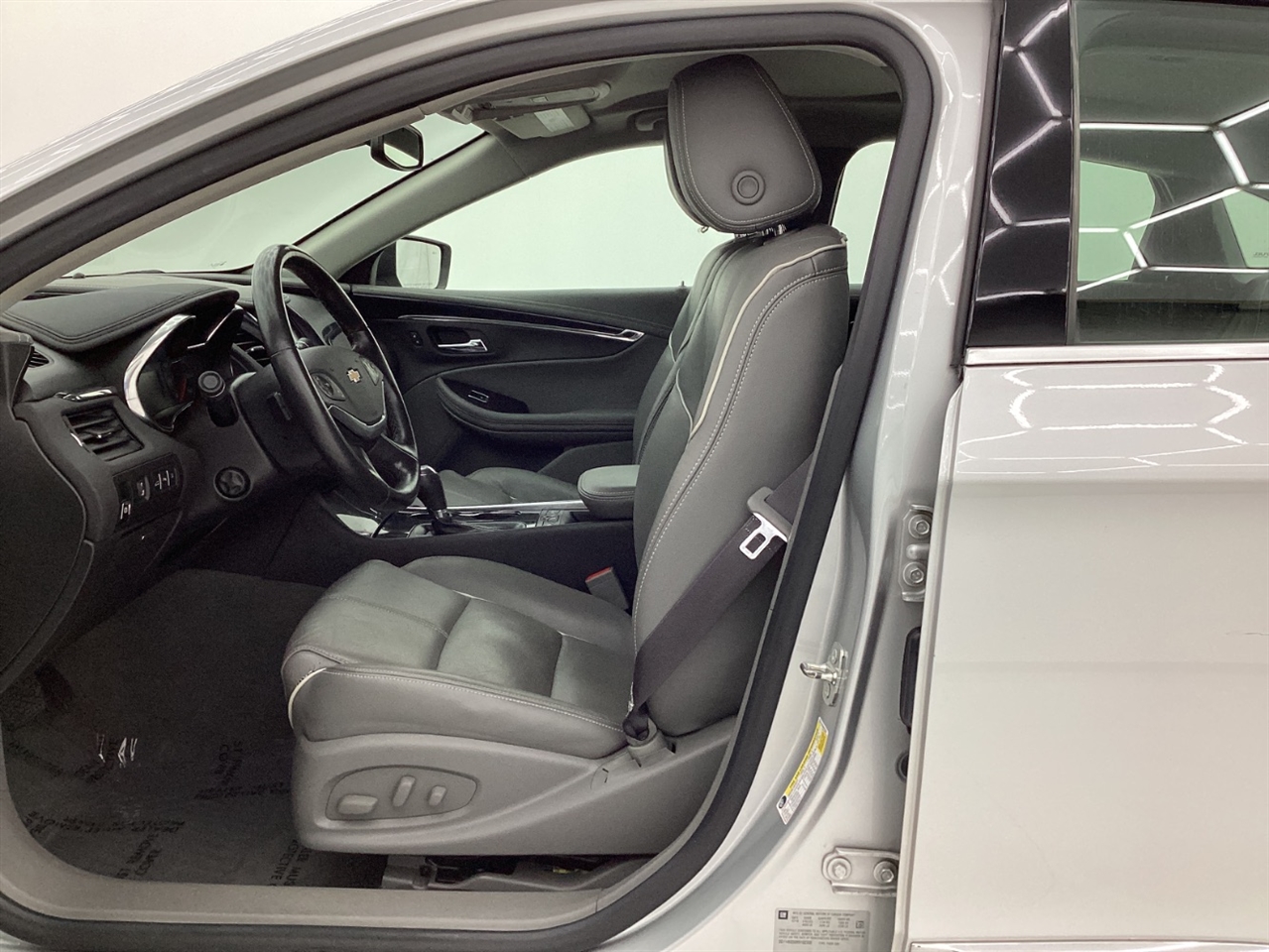 Chevrolet Impala 4dr Sdn Premier w/2LZ 2017