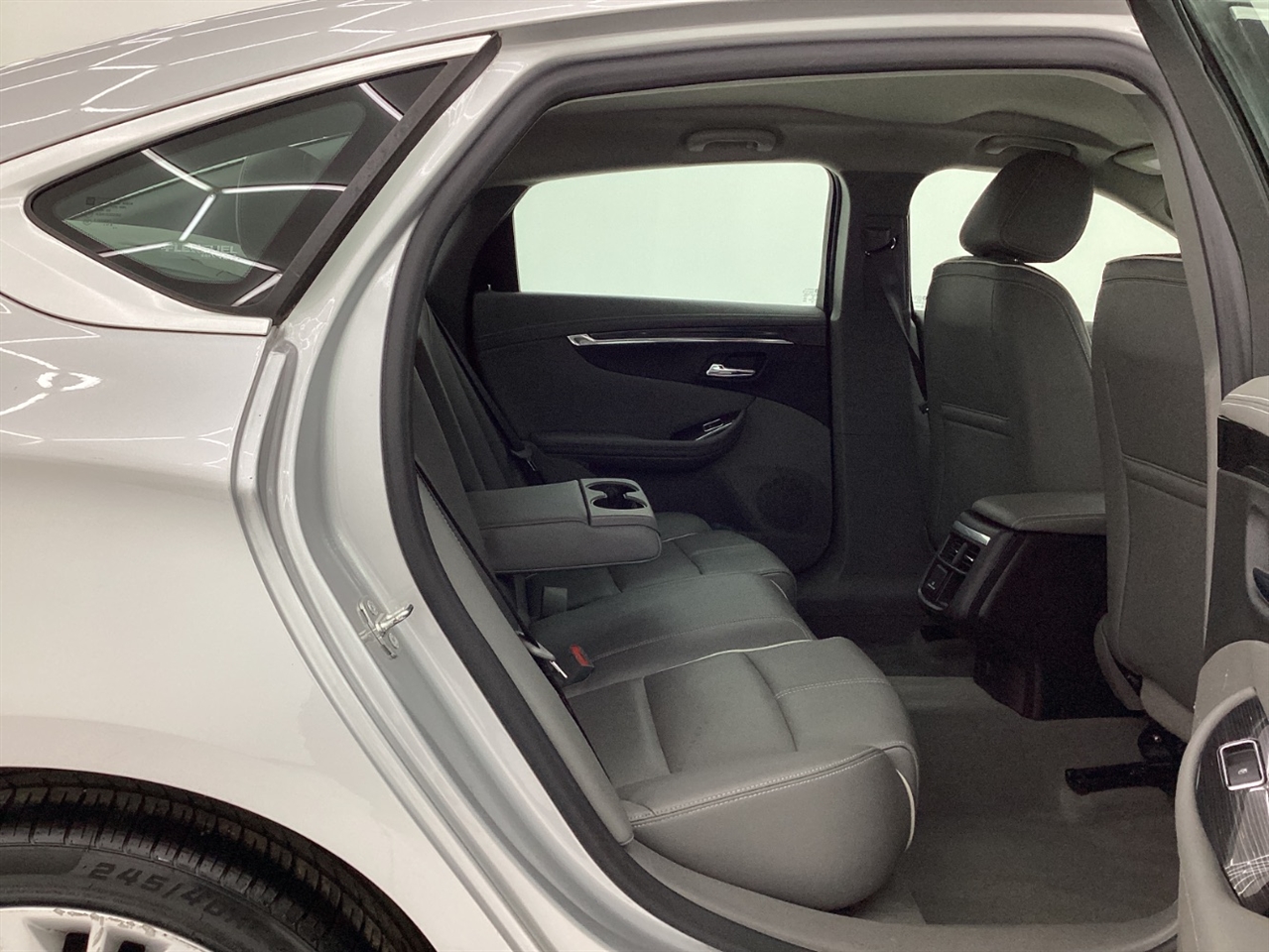 Chevrolet Impala 4dr Sdn Premier w/2LZ 2017