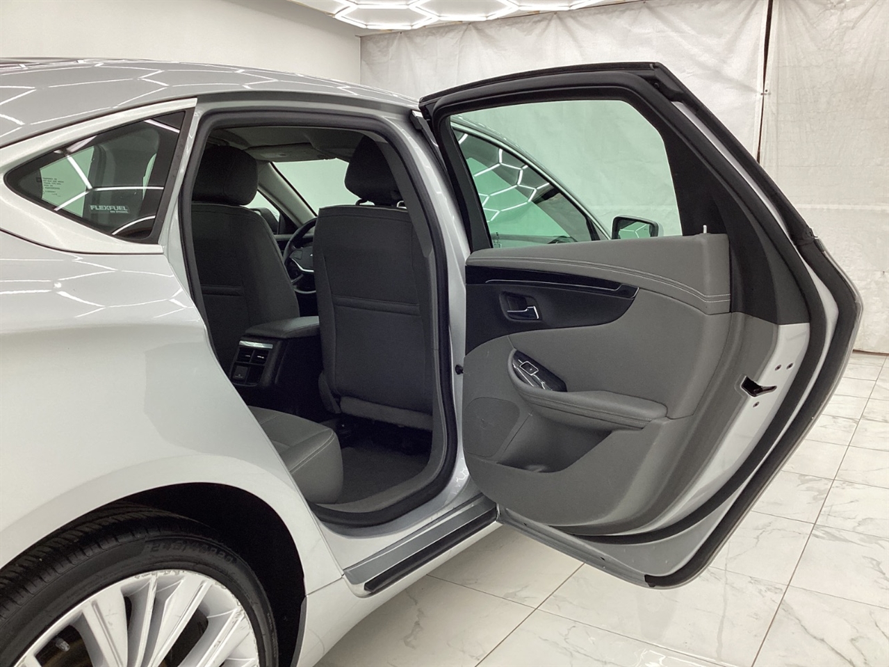 Chevrolet Impala 4dr Sdn Premier w/2LZ 2017