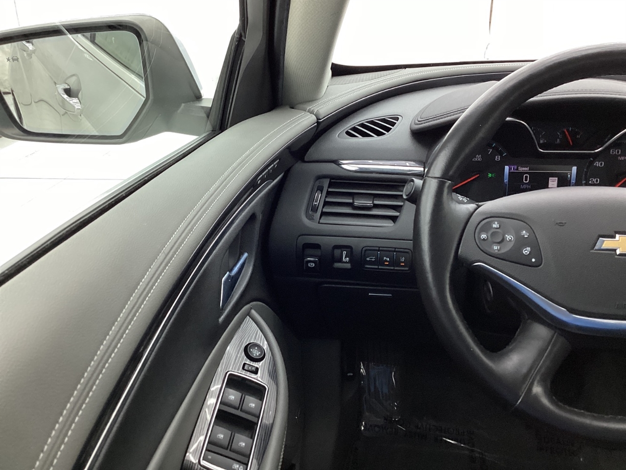 Chevrolet Impala 4dr Sdn Premier w/2LZ 2017