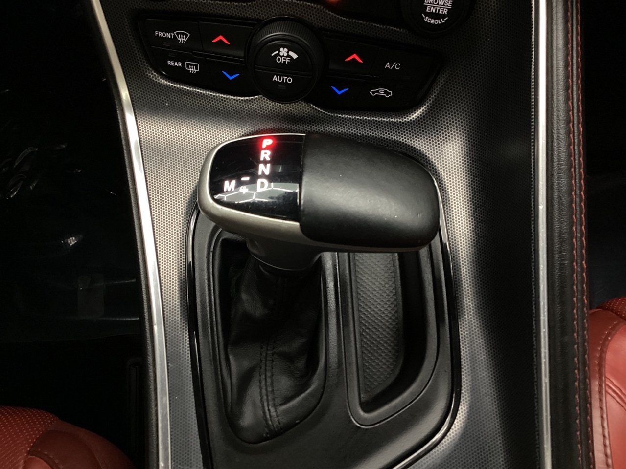 Dodge Challenger GT AWD 2018