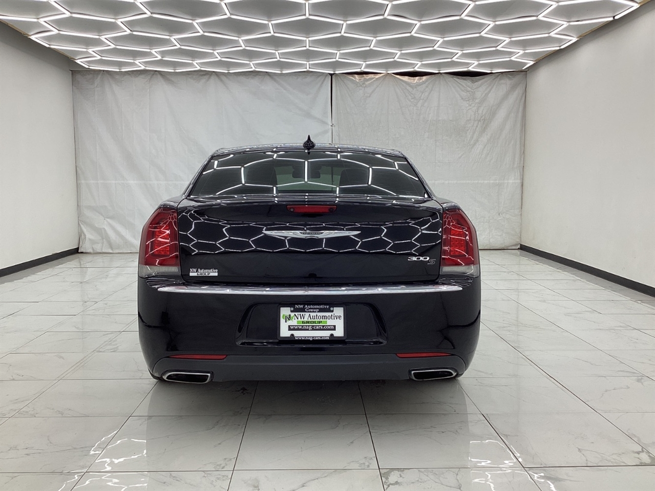 Chrysler 300 4dr Sdn 300S RWD 2015