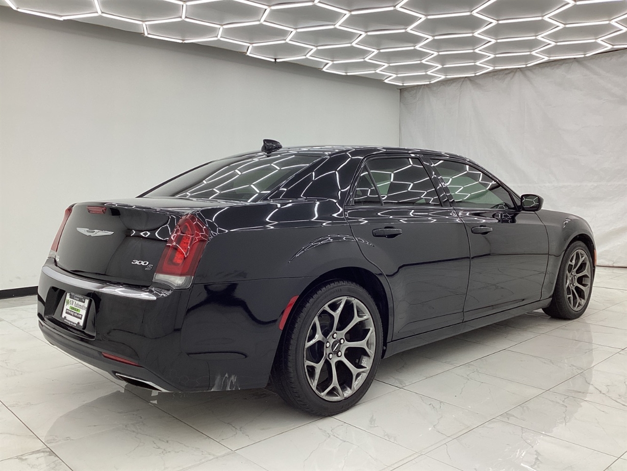 Chrysler 300 4dr Sdn 300S RWD 2015
