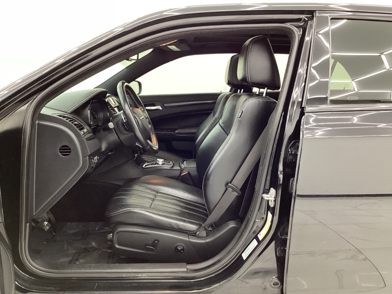 Chrysler 300 4dr Sdn 300S RWD 2015