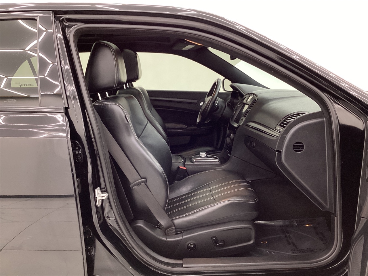 Chrysler 300 4dr Sdn 300S RWD 2015