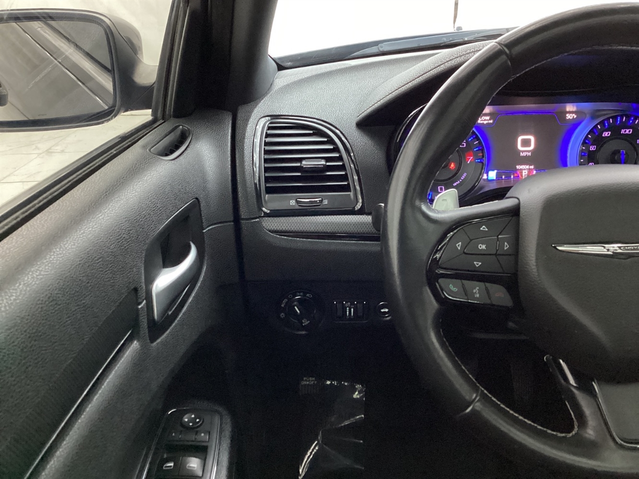 Chrysler 300 4dr Sdn 300S RWD 2015