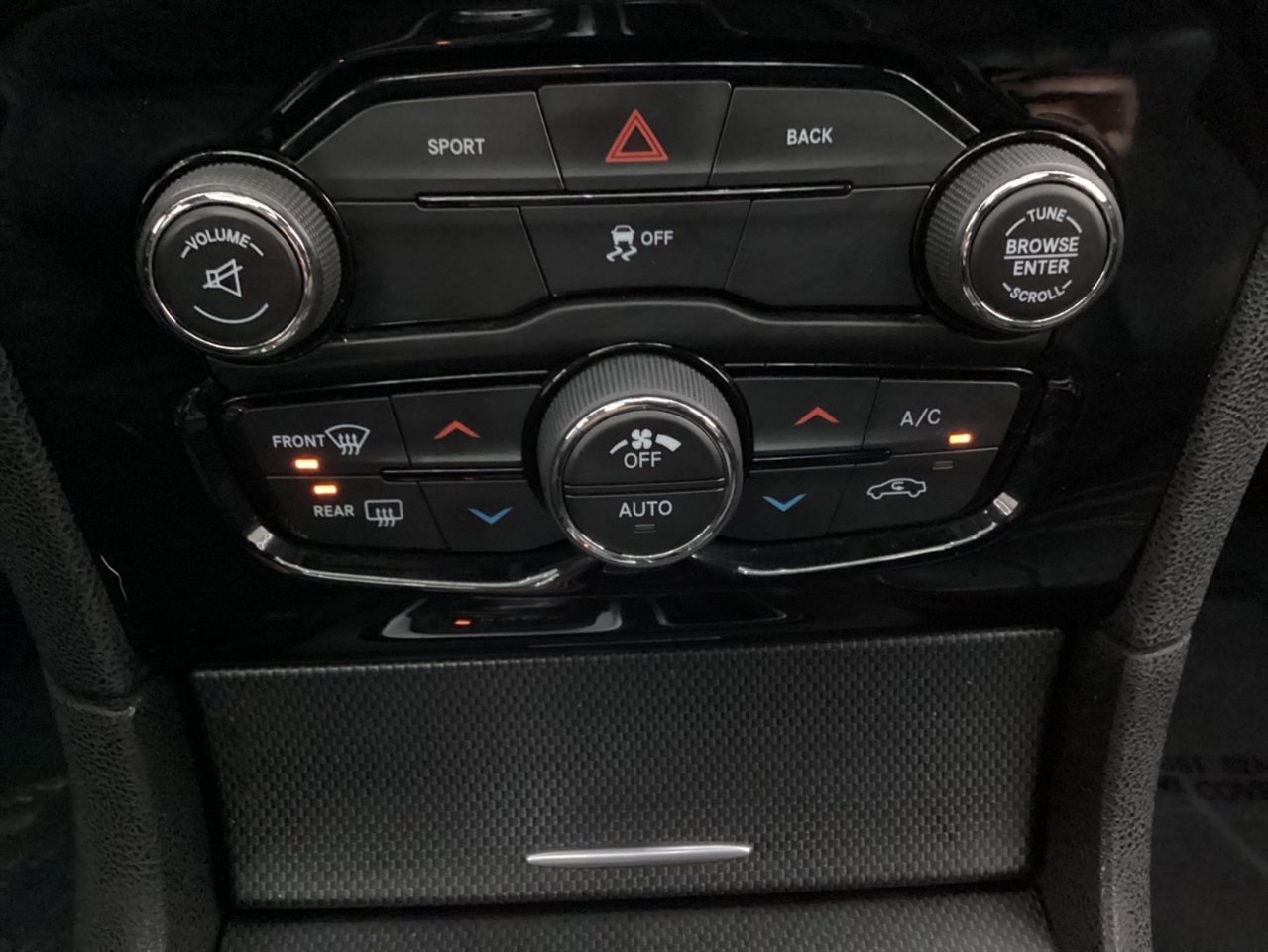 Chrysler 300 4dr Sdn 300S RWD 2015