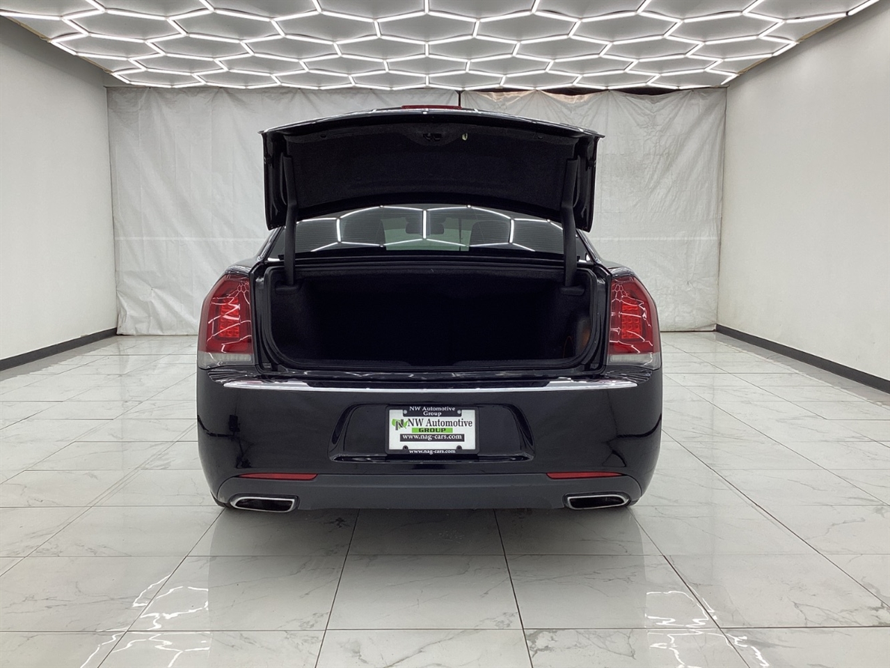 Chrysler 300 4dr Sdn 300S RWD 2015