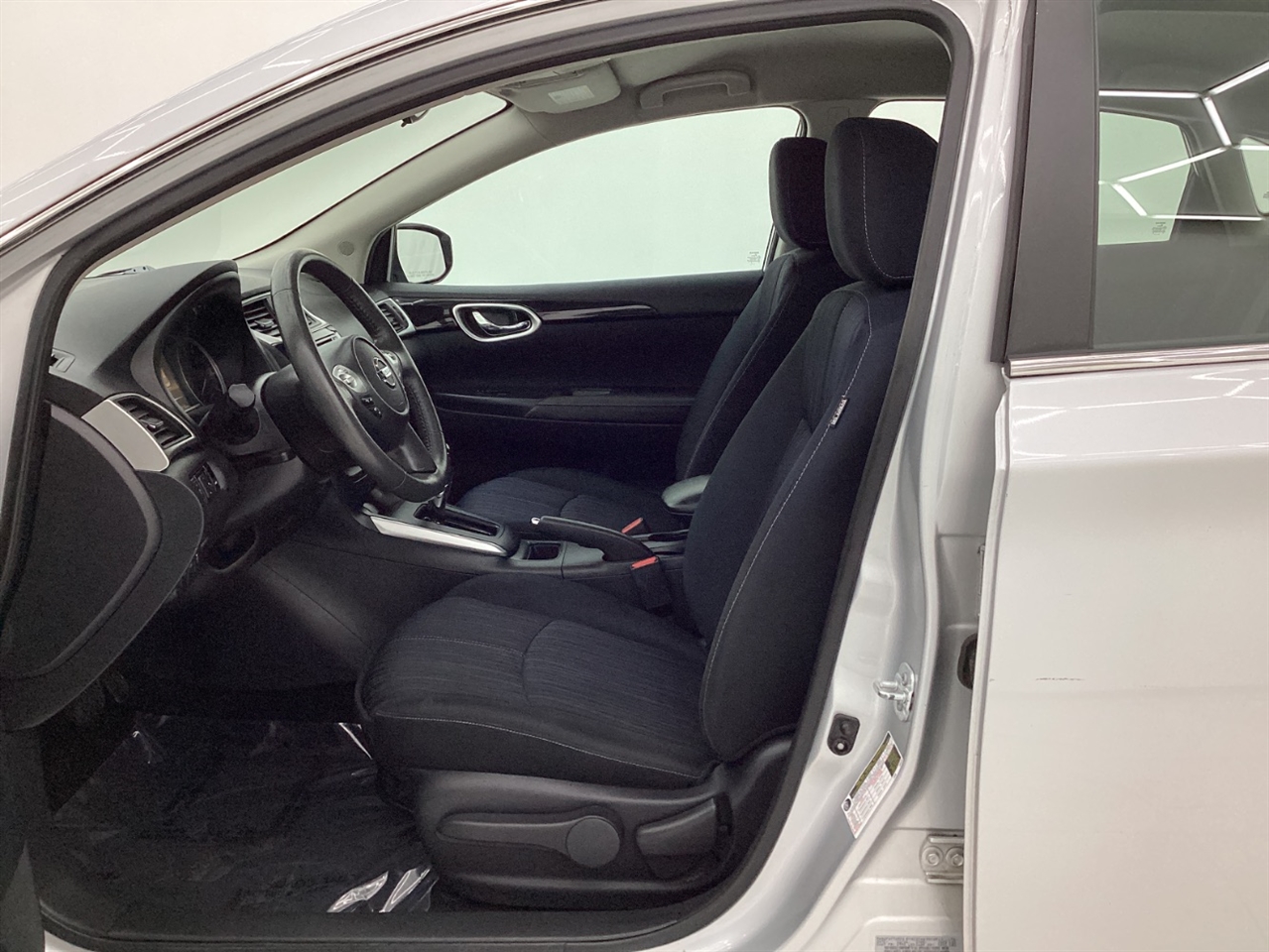 Nissan Sentra SV CVT 2017