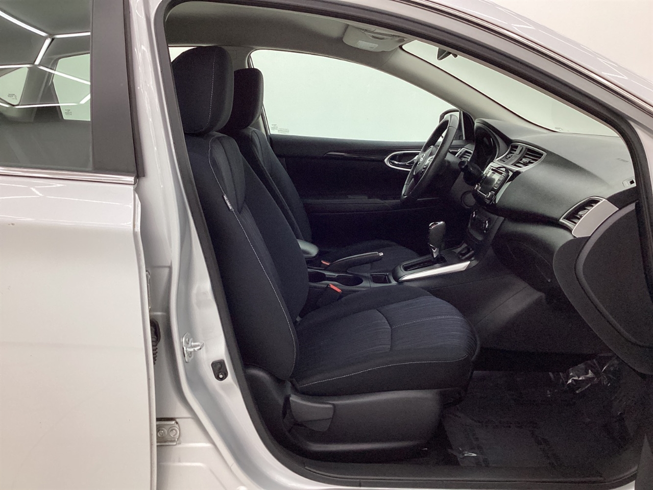 Nissan Sentra SV CVT 2017