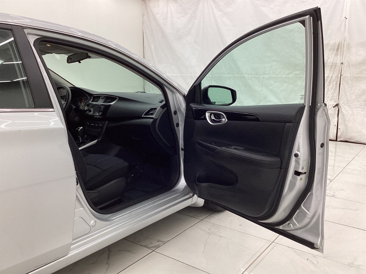 Nissan Sentra SV CVT 2017