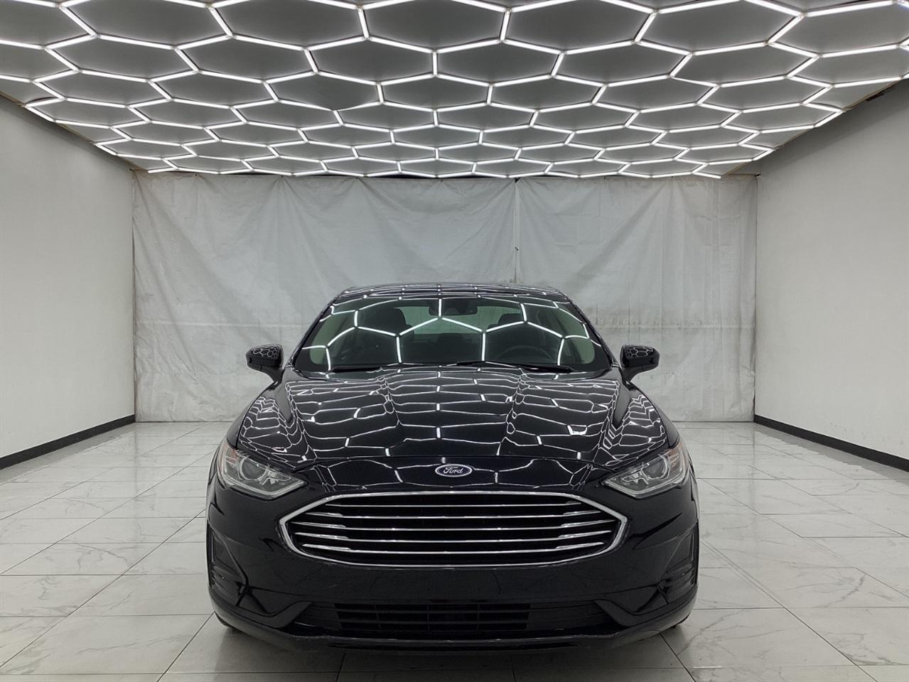 Ford Fusion SE FWD 2020