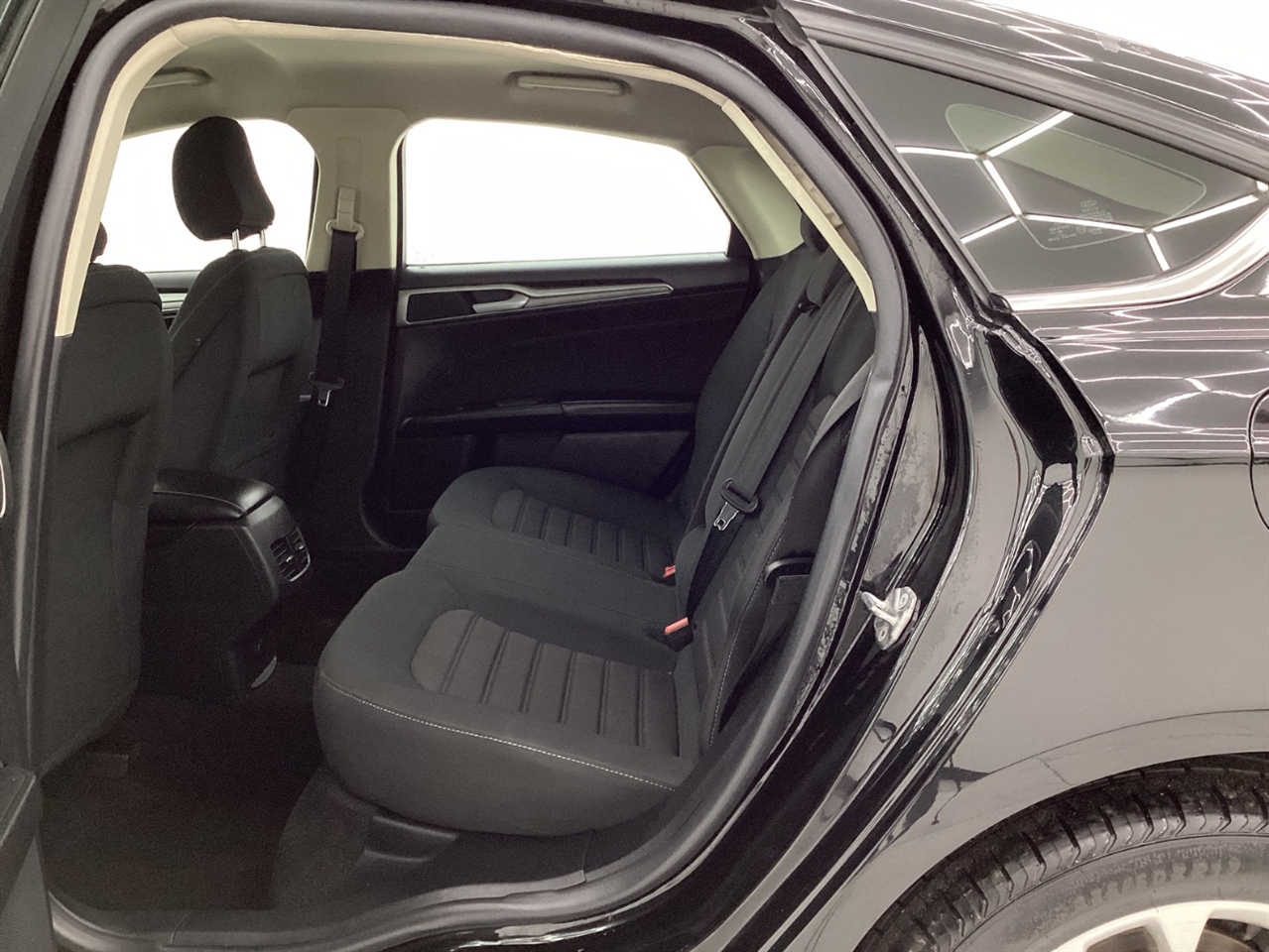 Ford Fusion SE FWD 2020