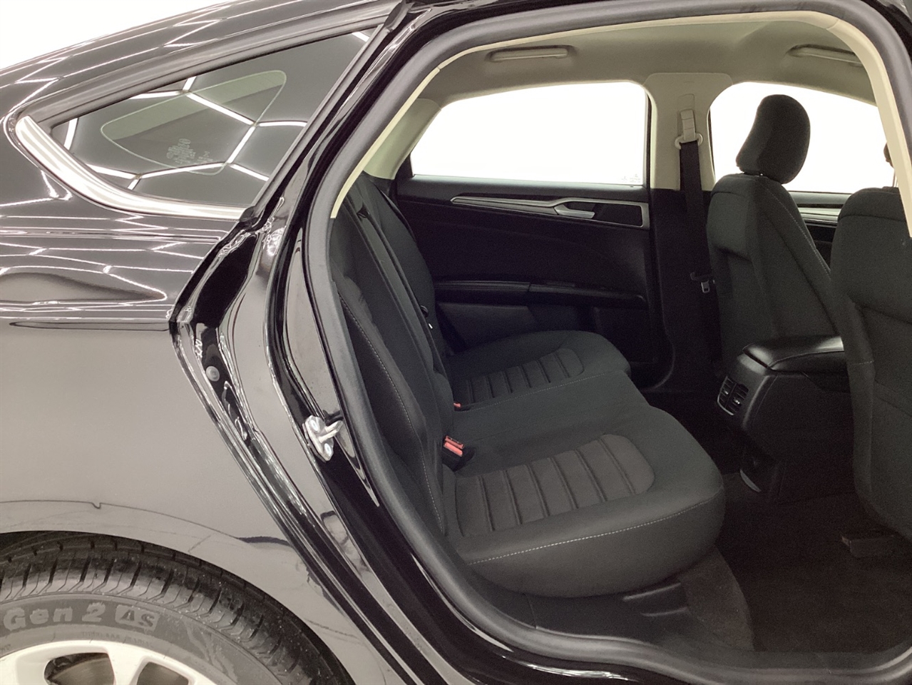 Ford Fusion SE FWD 2020