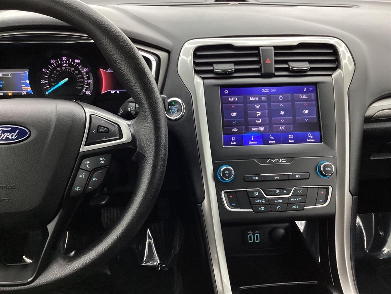 Ford Fusion SE FWD 2020