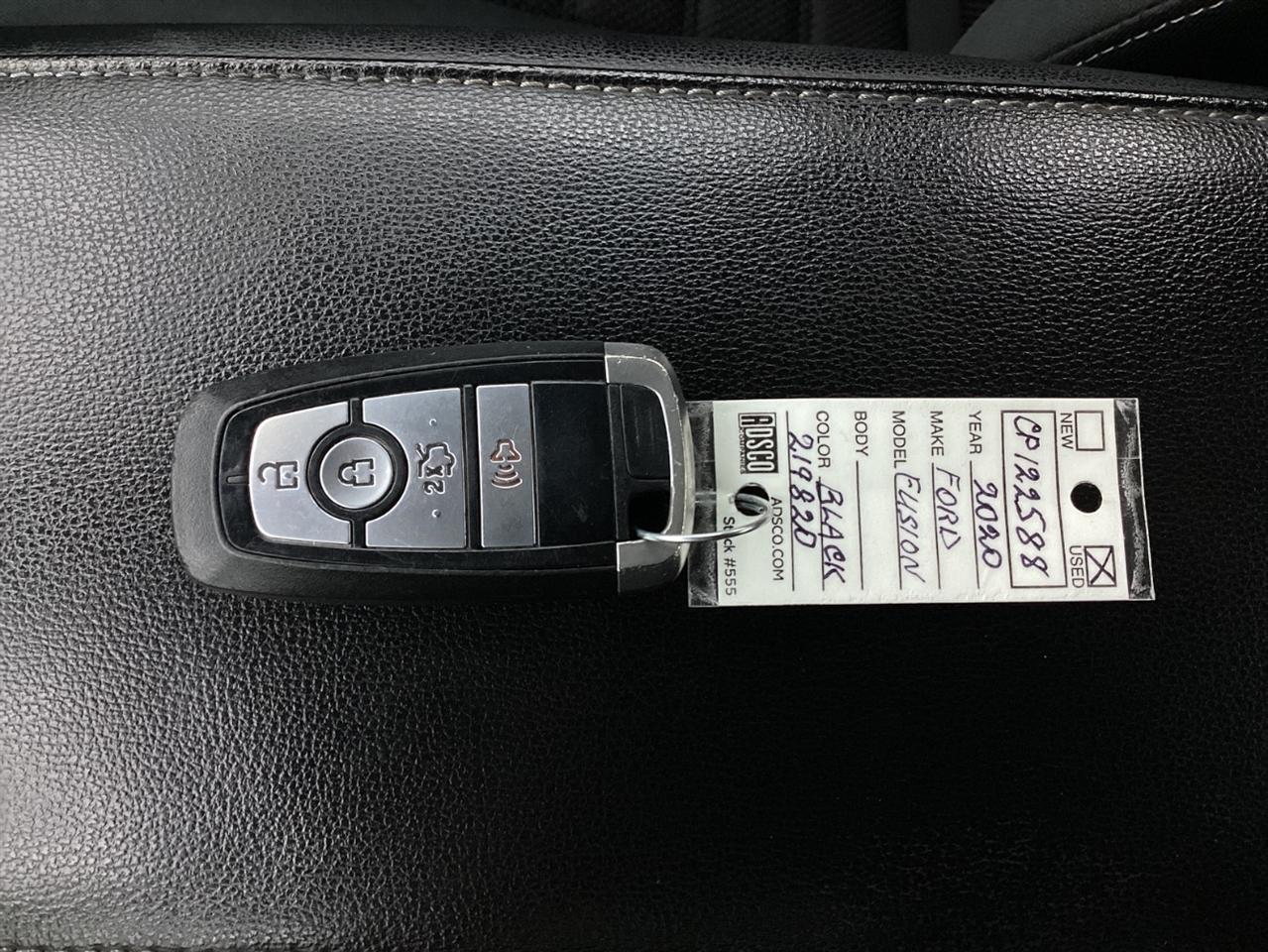 Ford Fusion SE FWD 2020