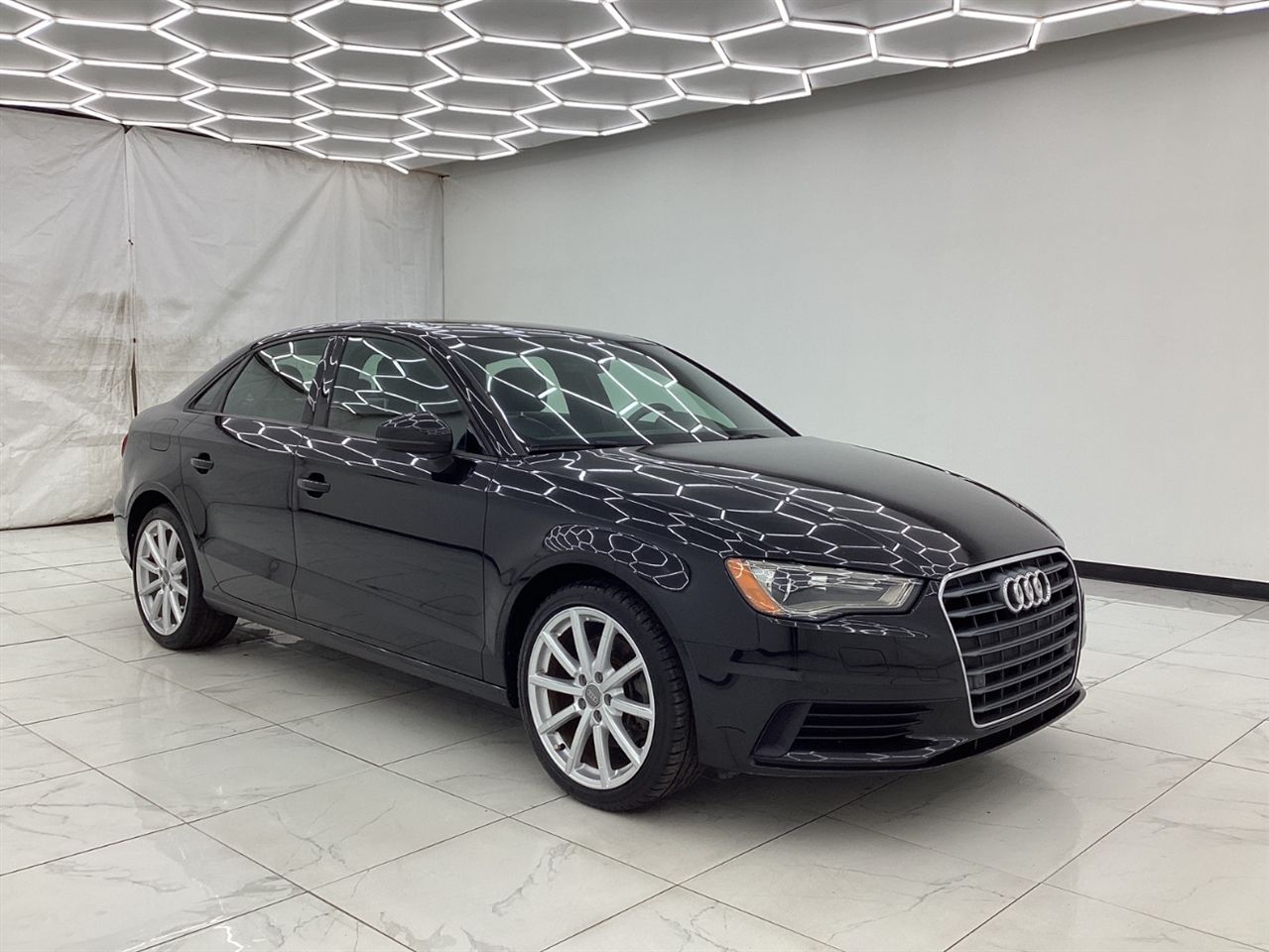 Audi A3 4dr Sdn FWD 1.8T Premium 2016
