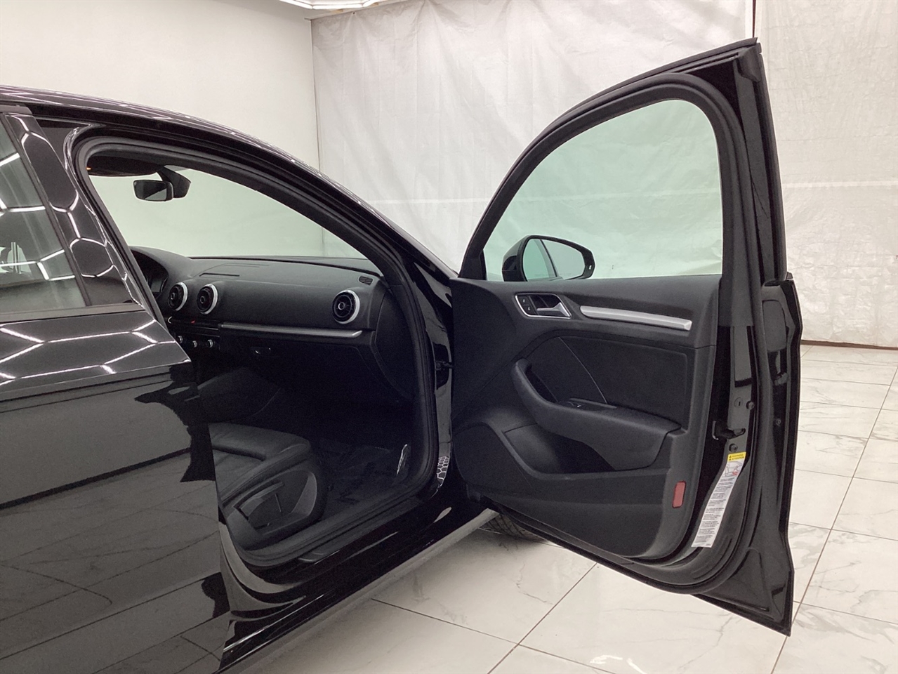 Audi A3 4dr Sdn FWD 1.8T Premium 2016