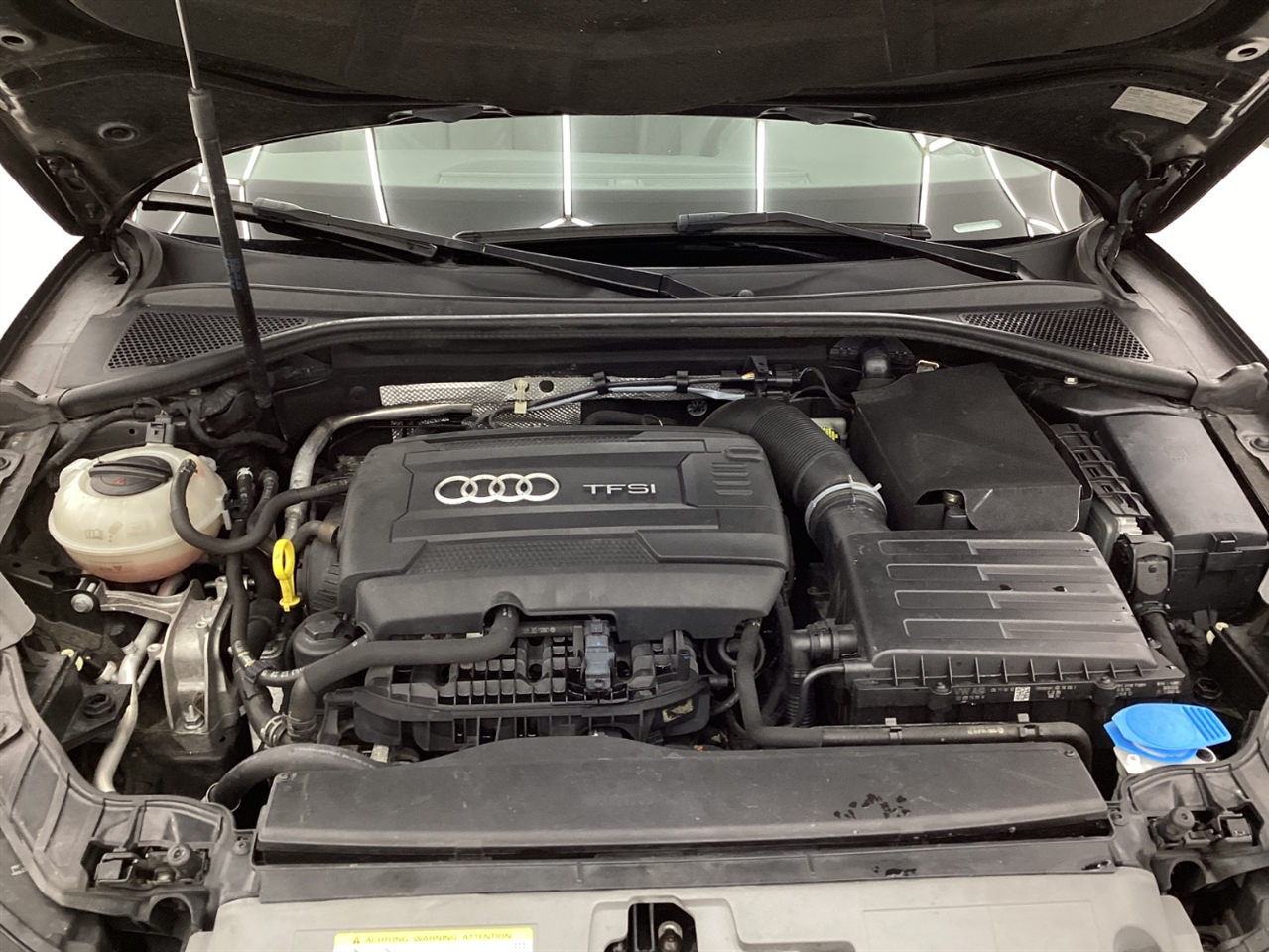 Audi A3 4dr Sdn FWD 1.8T Premium 2016
