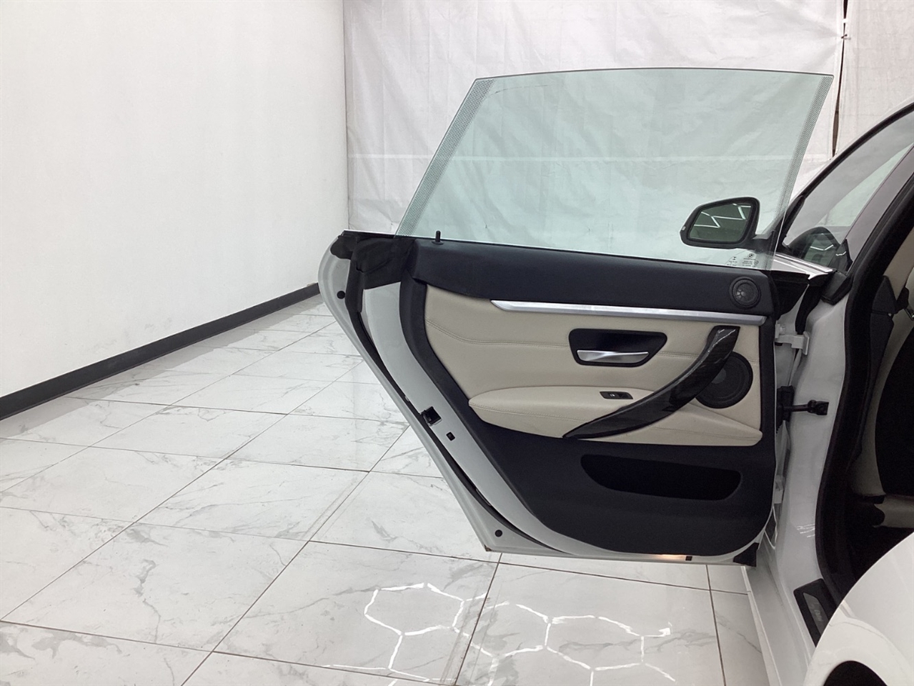 BMW 4 Series 4dr Sdn 428i xDrive AWD Gran Coupe SULEV 2015