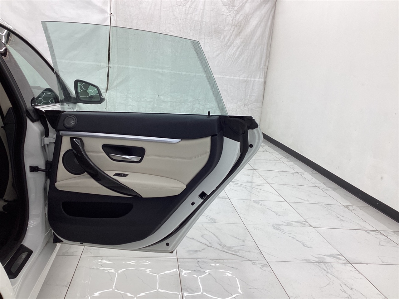 BMW 4 Series 4dr Sdn 428i xDrive AWD Gran Coupe SULEV 2015