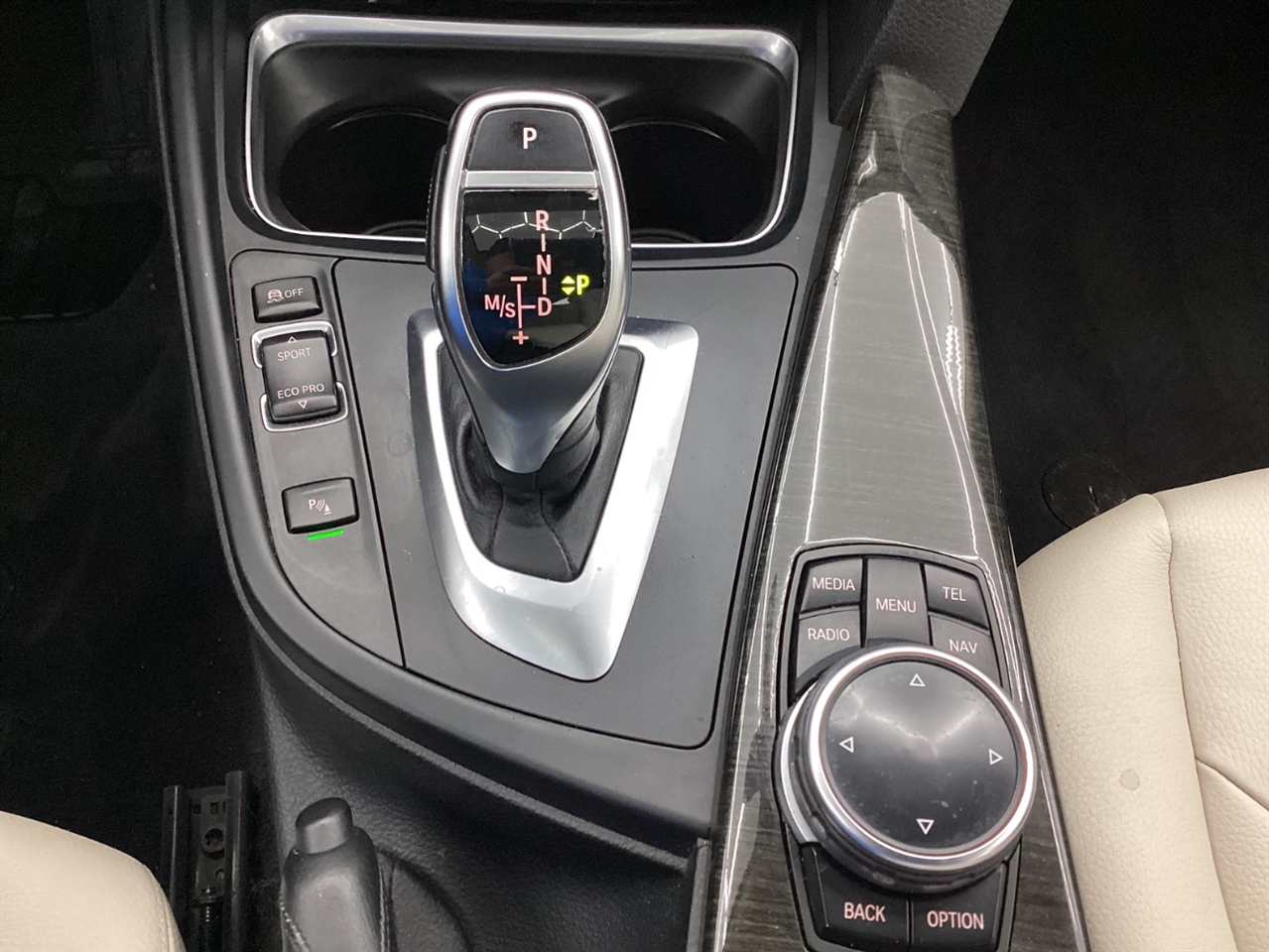 BMW 4 Series 4dr Sdn 428i xDrive AWD Gran Coupe SULEV 2015