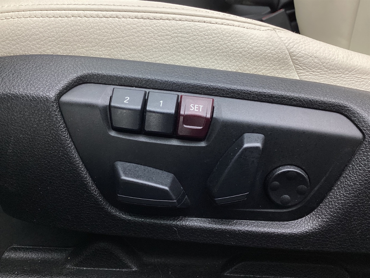 BMW 4 Series 4dr Sdn 428i xDrive AWD Gran Coupe SULEV 2015