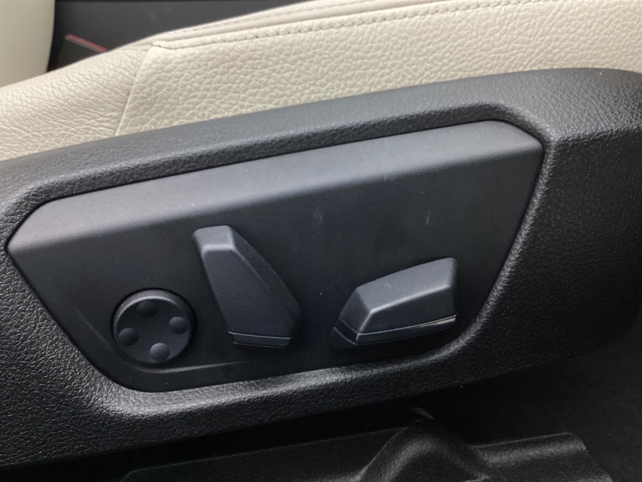 BMW 4 Series 4dr Sdn 428i xDrive AWD Gran Coupe SULEV 2015