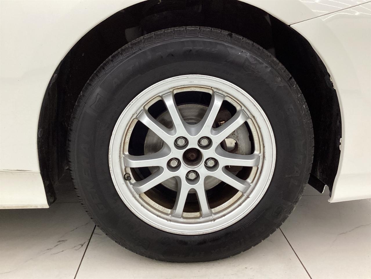 Toyota Prius Prime Advanced (Natl) 2018