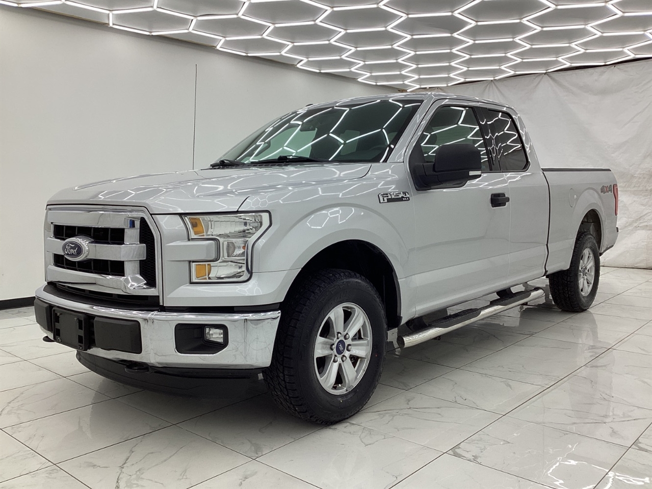 Ford 150 4WD SuperCab 145" XLT 2016