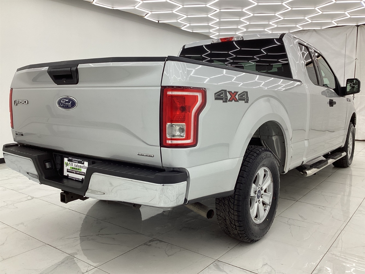 Ford 150 4WD SuperCab 145" XLT 2016