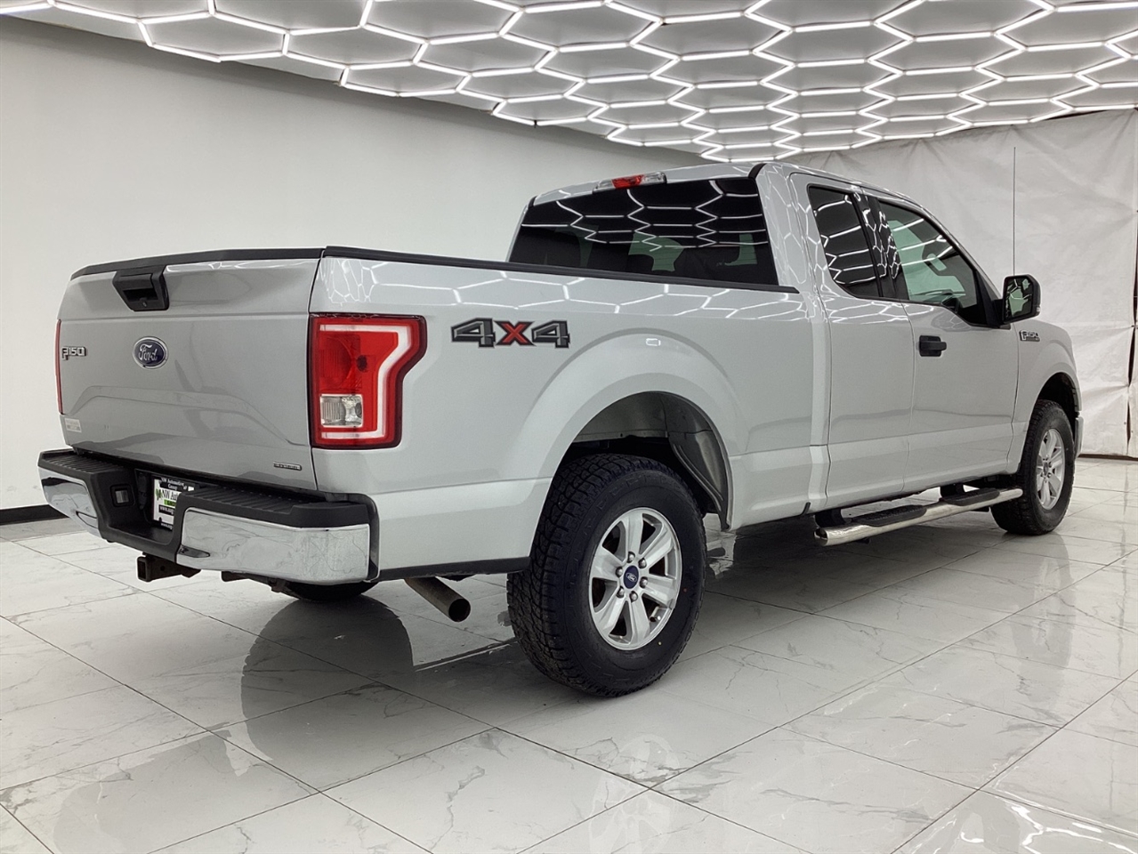 Ford 150 4WD SuperCab 145" XLT 2016