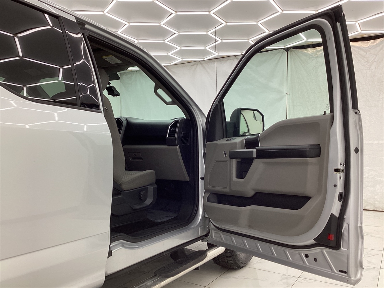 Ford 150 4WD SuperCab 145" XLT 2016