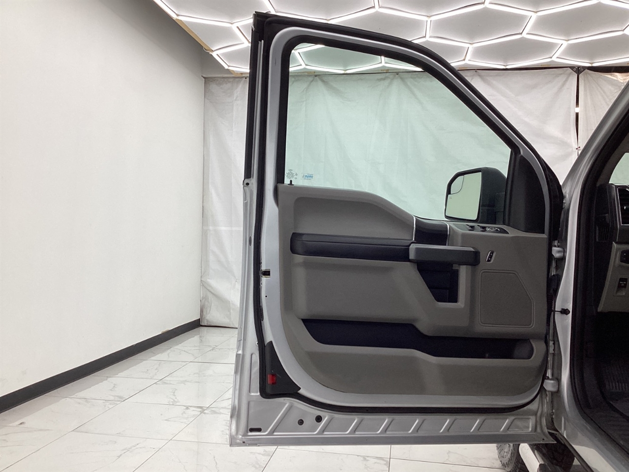 Ford 150 4WD SuperCab 145" XLT 2016